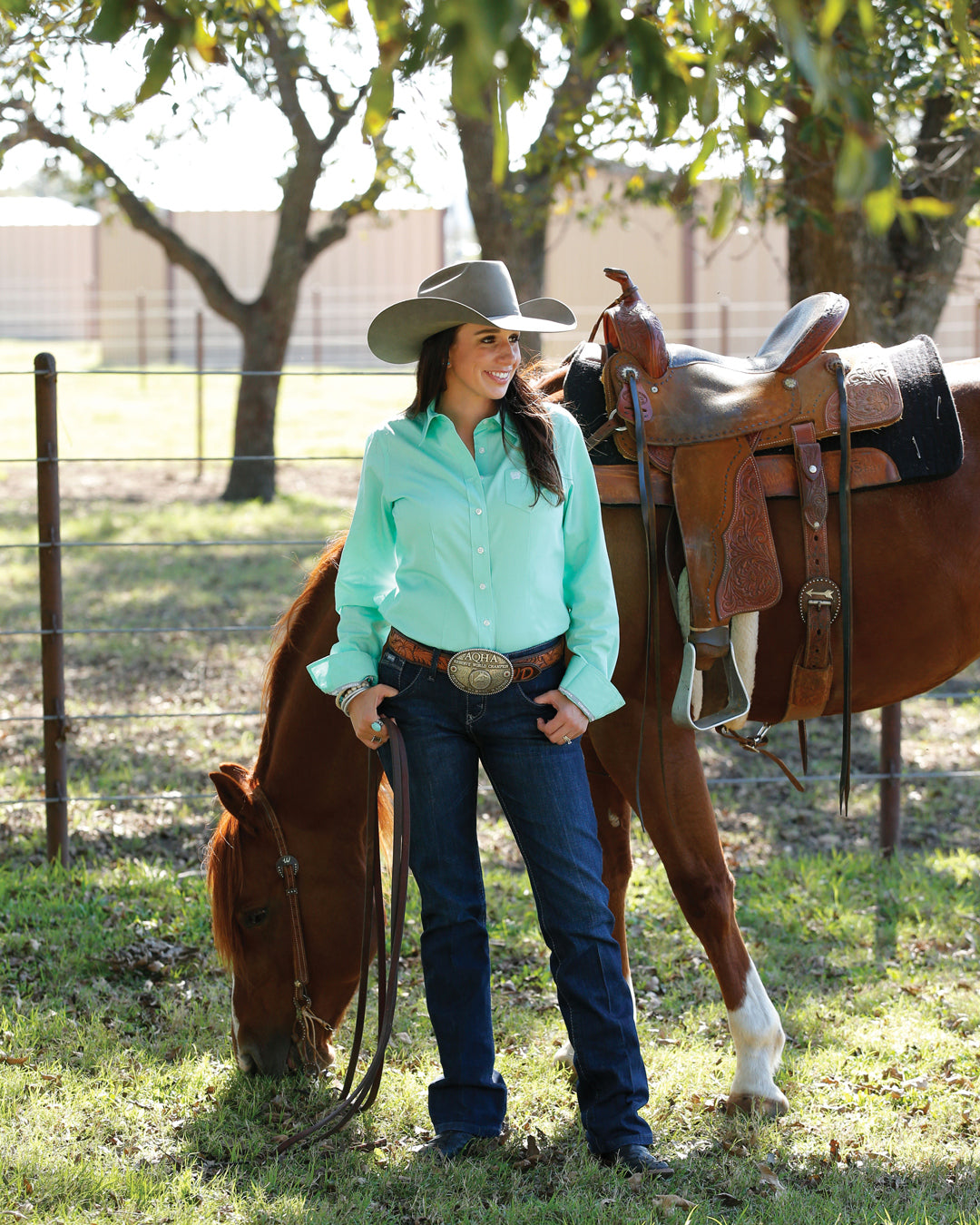 Women's Solid Arena Fit Button-Down Western Shirt