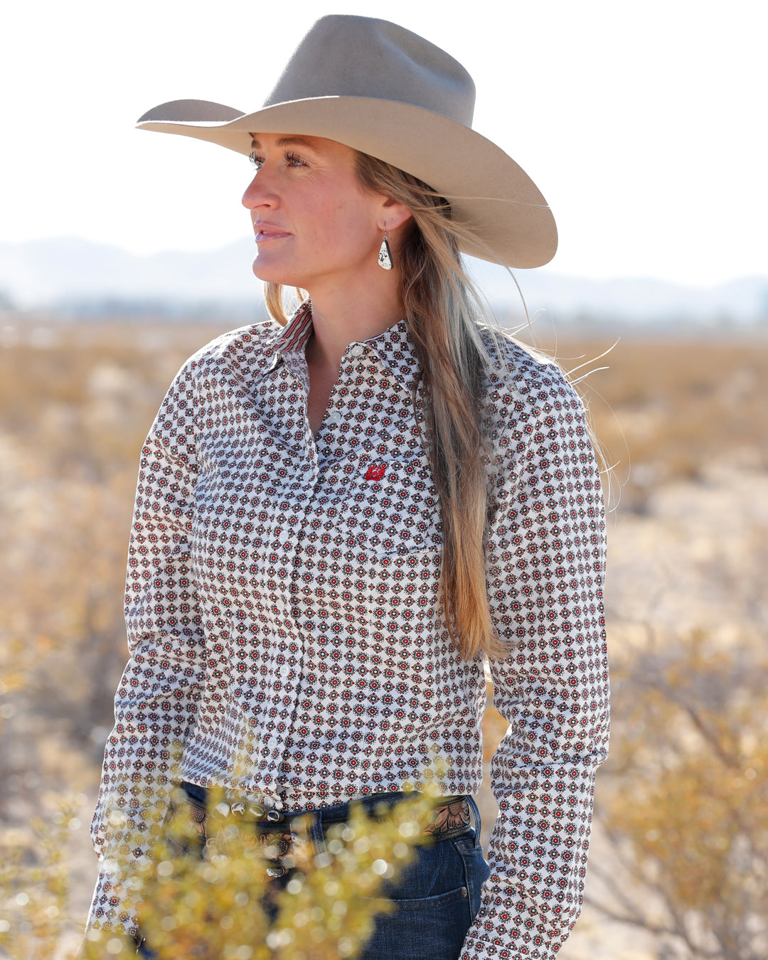 Women’s Stretch Arena Fit Button-Down Western Shirt