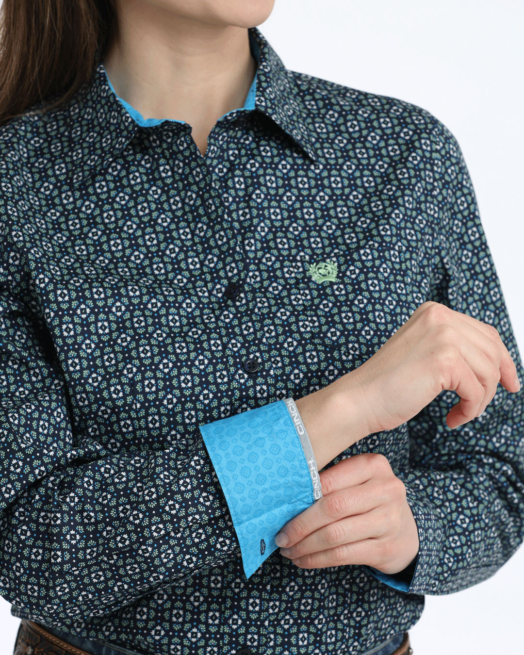 Women’s Stretch Arena Fit Button-Down Western Shirt