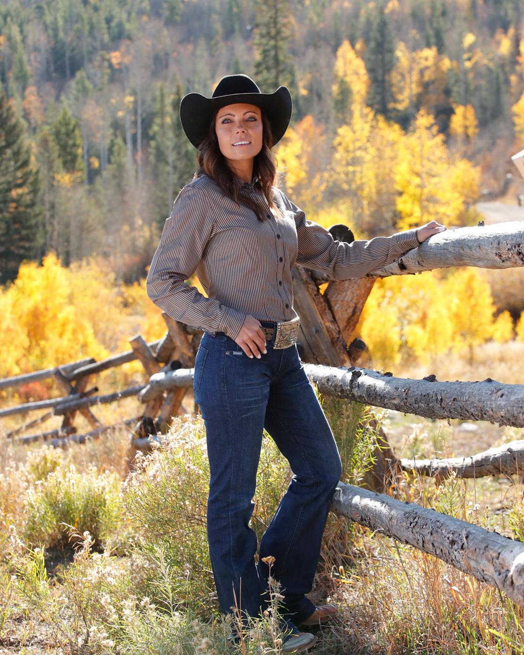 Women’s TENCEL™ Arena Fit Button-Down Western Shirt