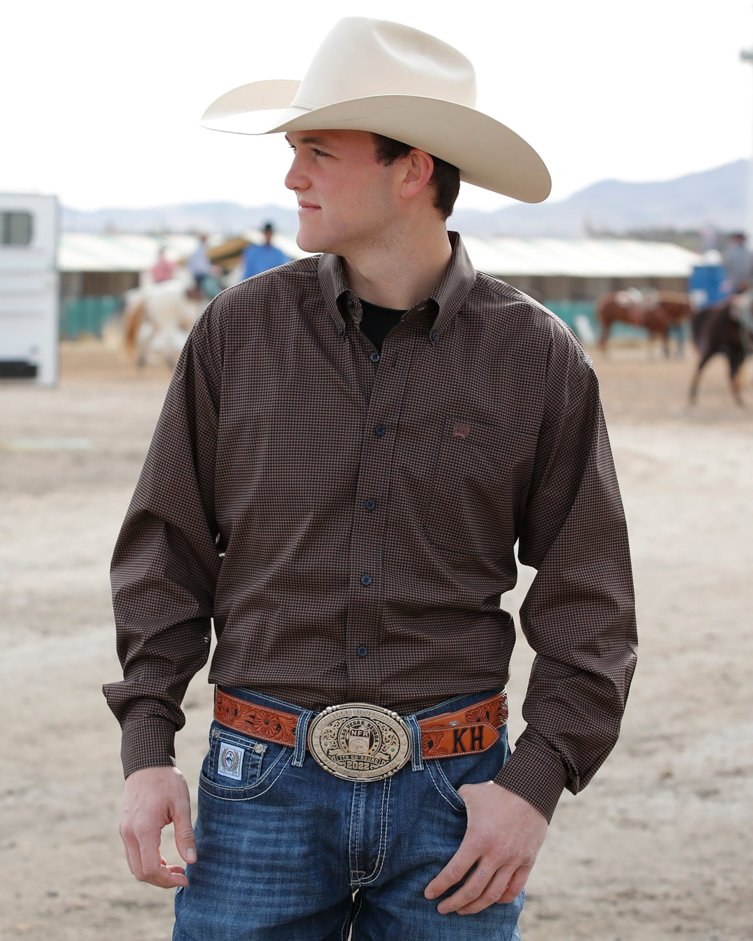 Men's Stretch Classic Fit Button-Down Western Shirt