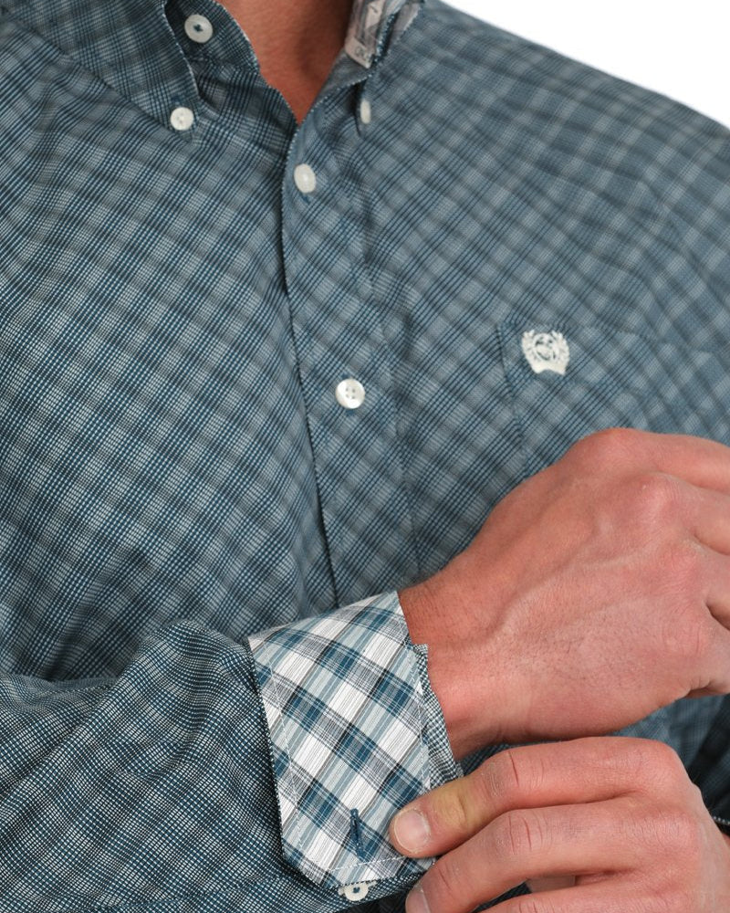 Men's Classic Fit Button-Down Western Shirt
