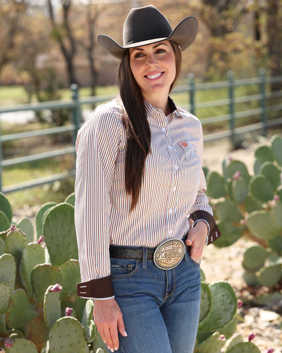 Women’s TENCEL™ Arena Fit Button-Down Western Shirt