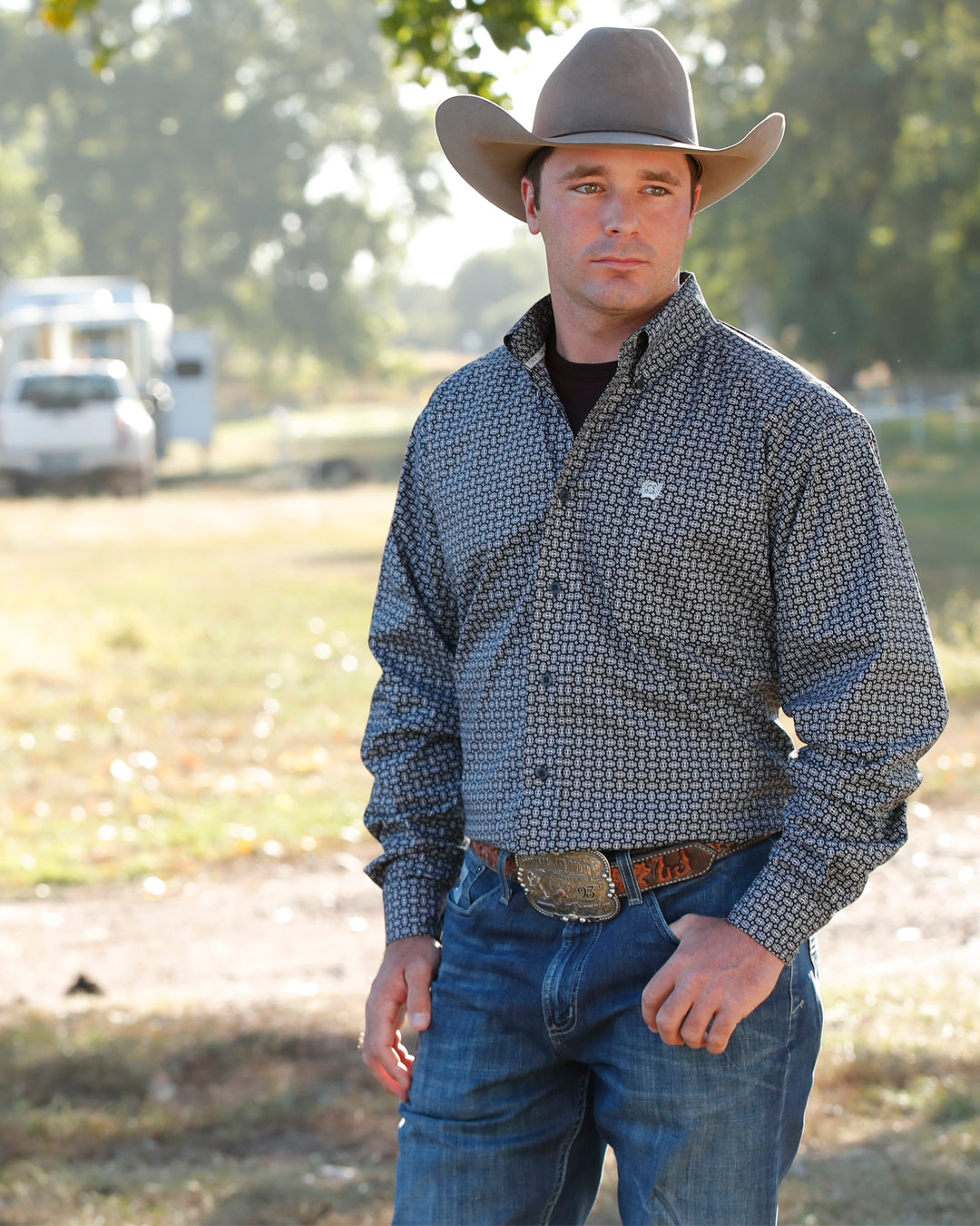 Men's Stretch Classic Fit Button-Down Western Shirt