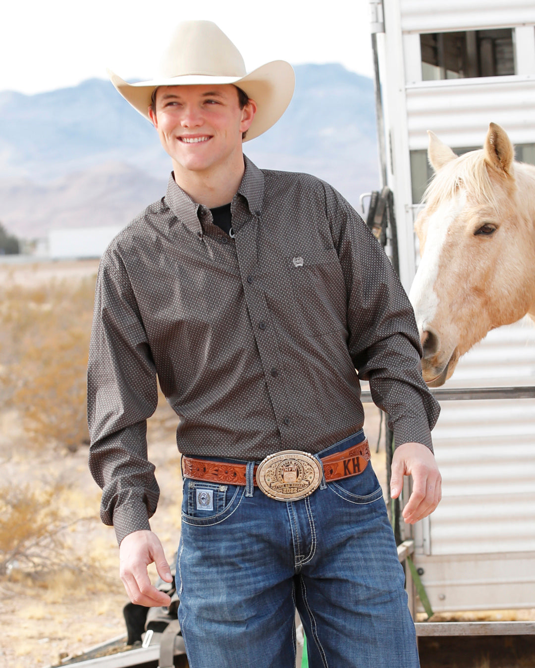 Men's Stretch Classic Fit Button-Down Western Shirt