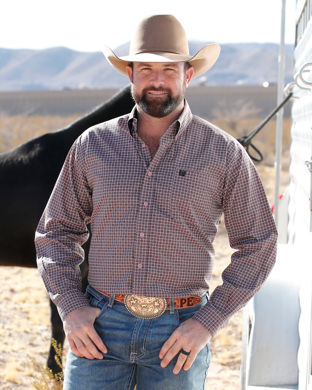 Men's Classic Fit Button-Down Western Shirt