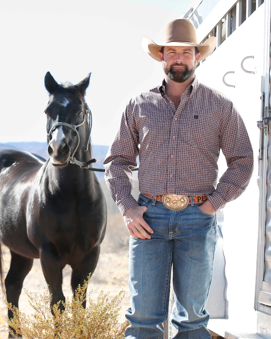 Men's Classic Fit Button-Down Western Shirt