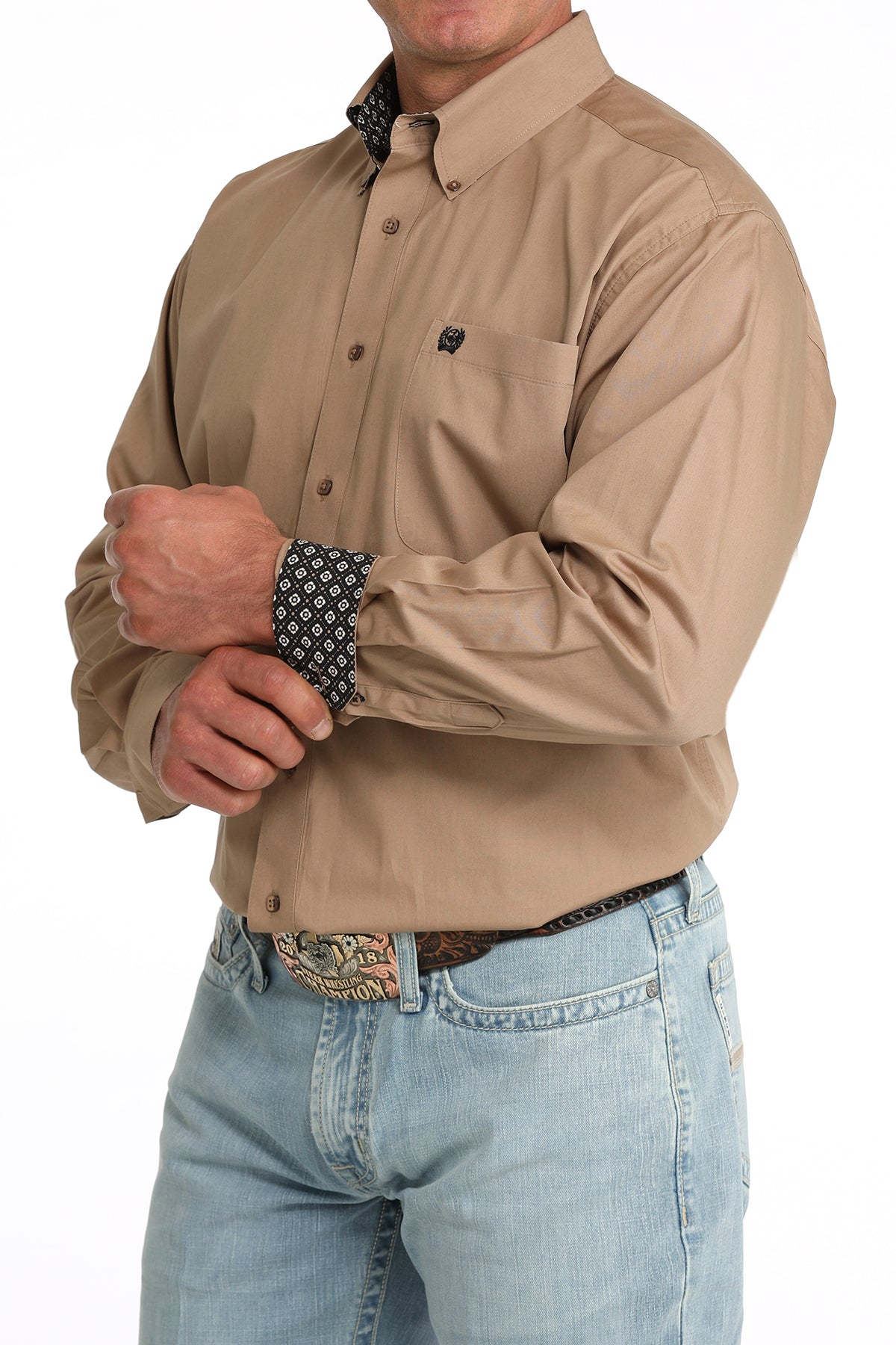 Men's Classic Fit Button-Down Western Shirt