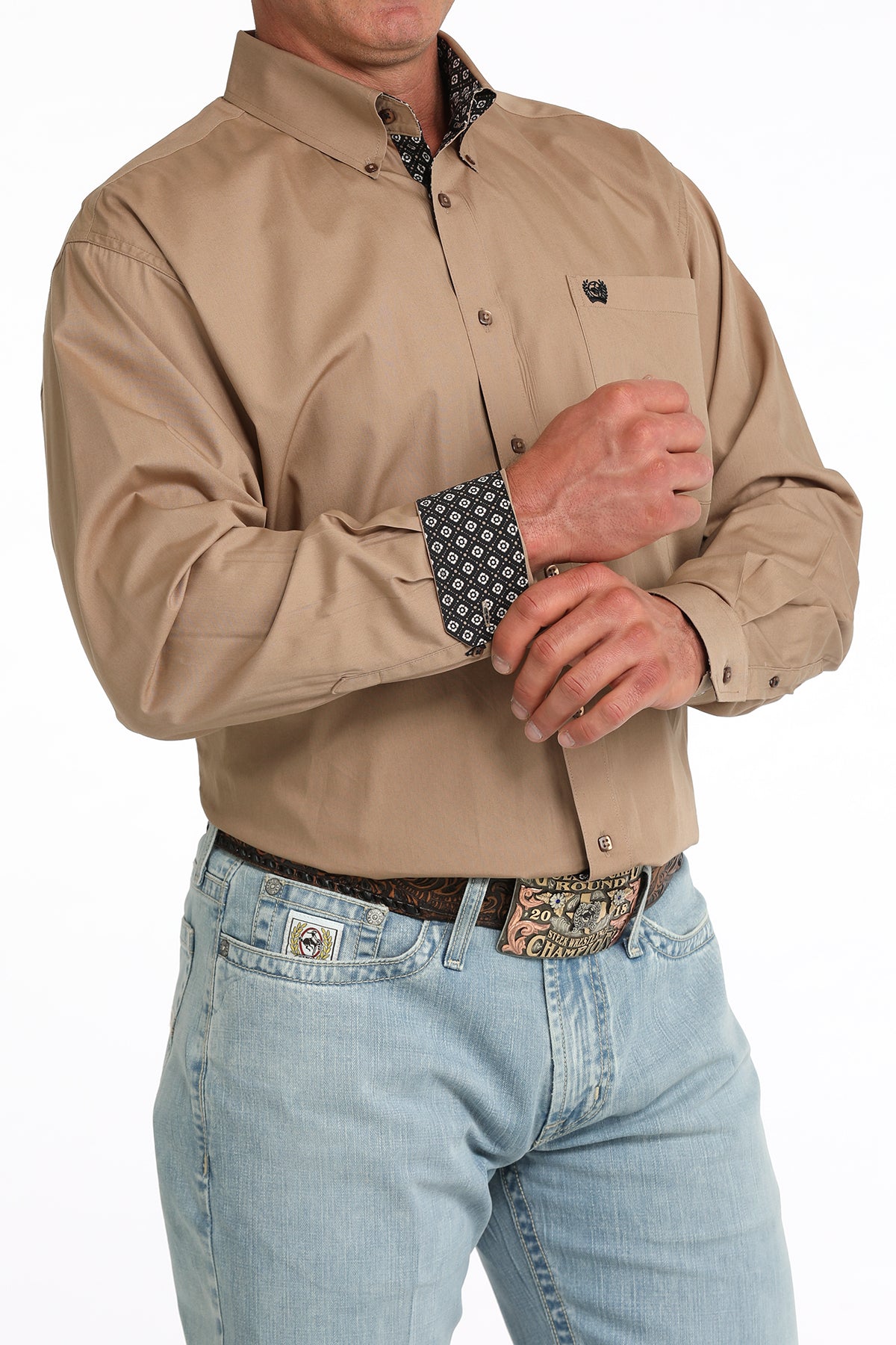 Men's Classic Fit Button-Down Western Shirt