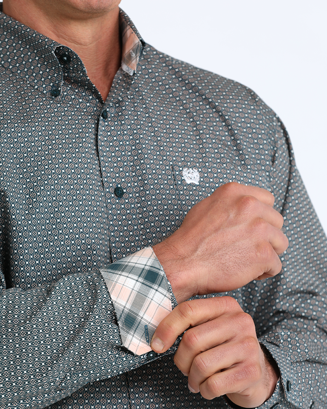 Men's Classic Fit Button-Down Western Shirt