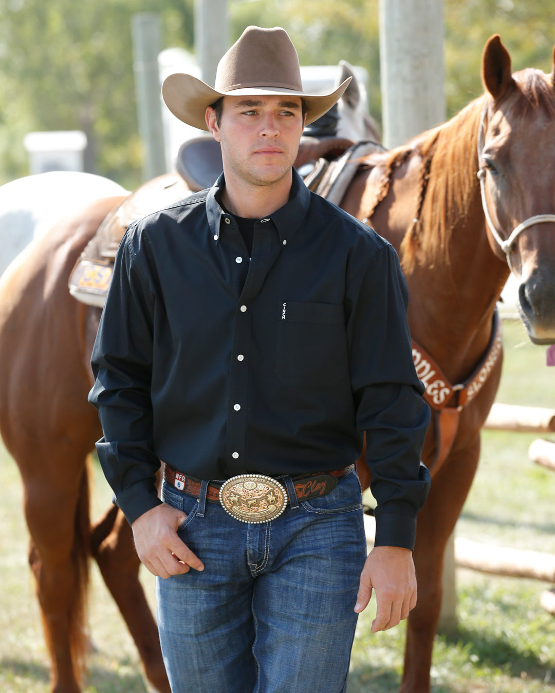 Men's Solid Modern Fit Button-Down Western Shirt