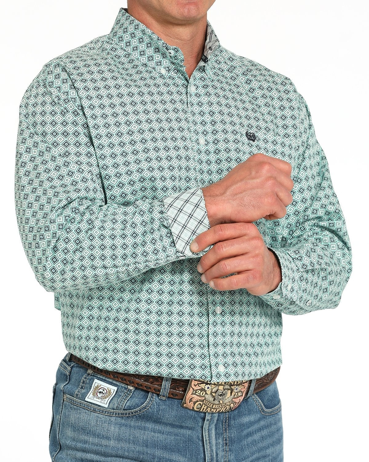 Men's Classic Fit Button-Down Western Shirt